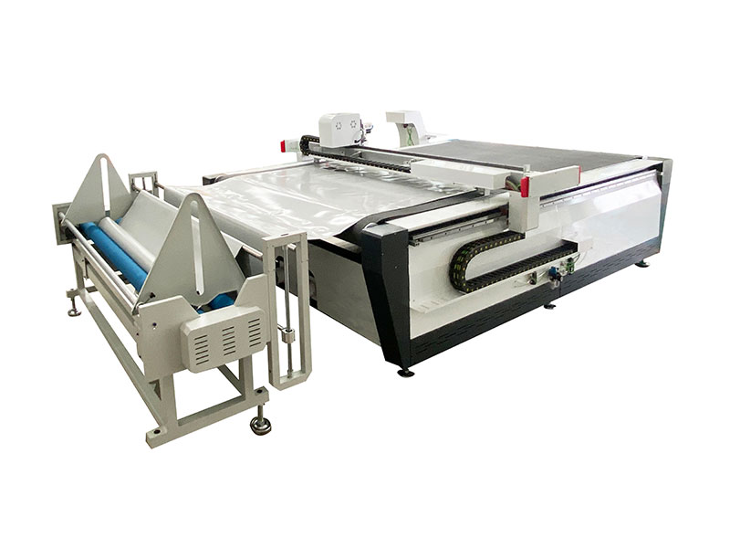 CNC l&aelig;dersk&aelig;remaskine med automatisk foderbord