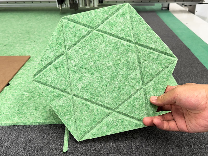 Polyester Elyaf Ke&ccedil;e Akustik Panel Kesmek İ&ccedil;in Ne Kullanılır?